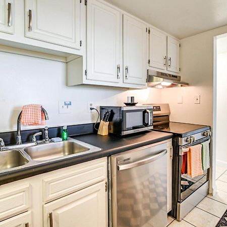 Updated Resort Condo, Walk To Myrtle Beach! Eksteriør billede