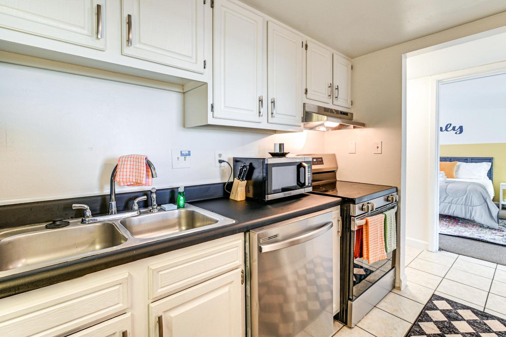 Updated Resort Condo, Walk To Myrtle Beach! Eksteriør billede