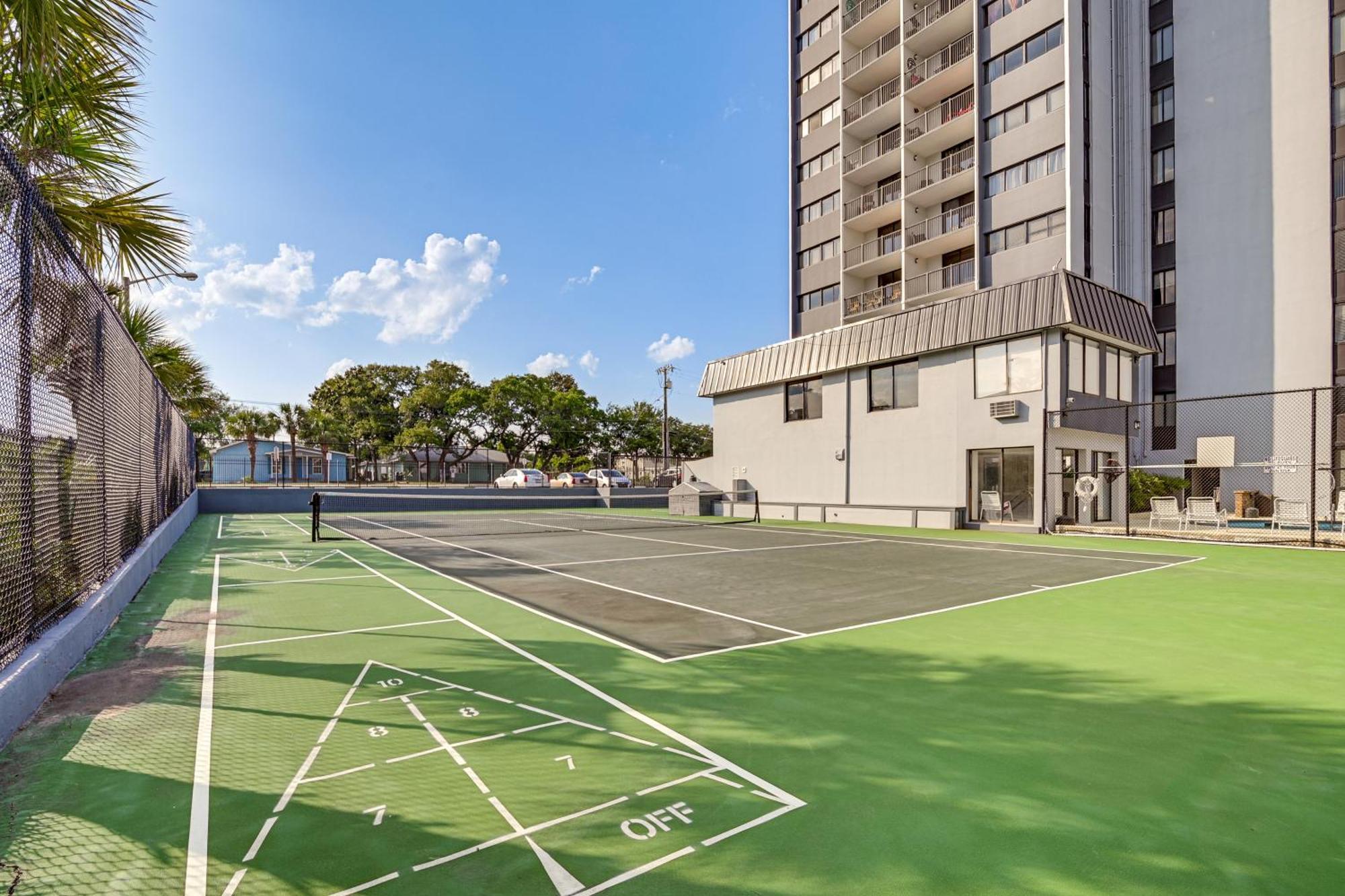 Updated Resort Condo, Walk To Myrtle Beach! Eksteriør billede
