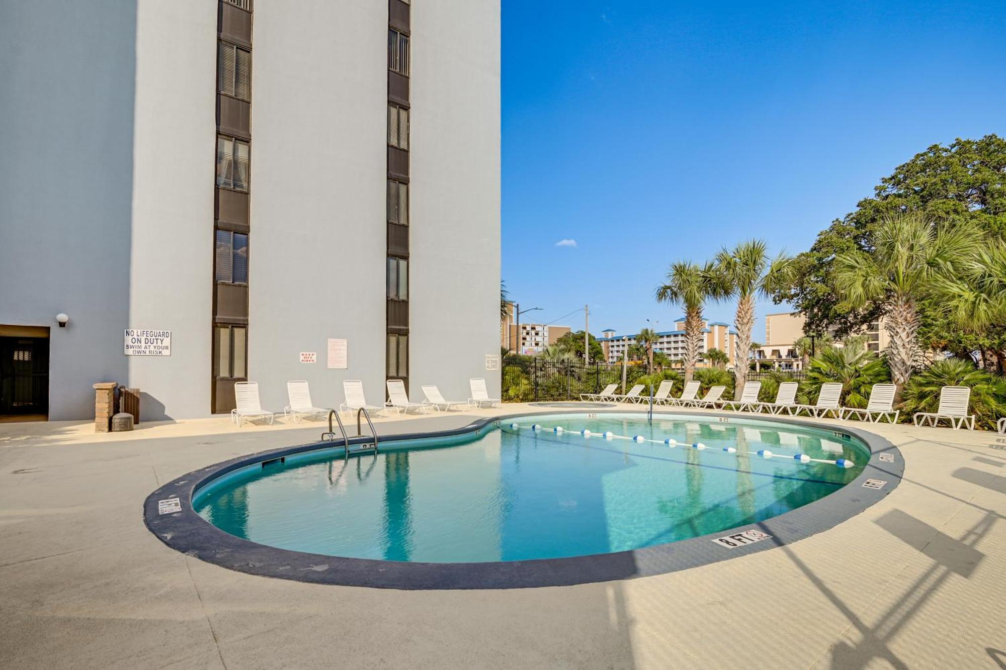 Updated Resort Condo, Walk To Myrtle Beach! Eksteriør billede