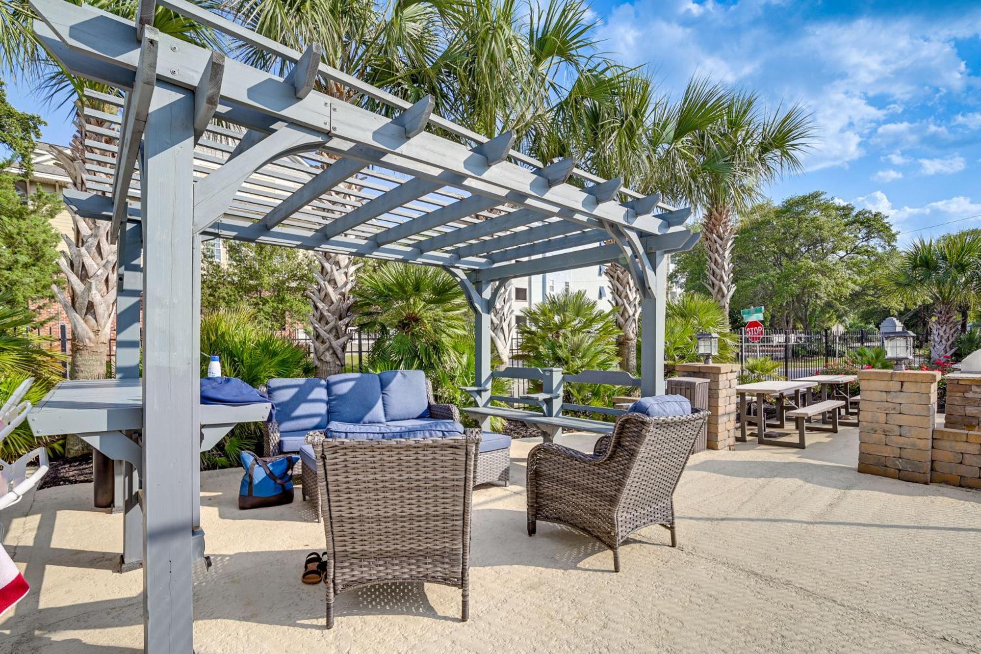 Updated Resort Condo, Walk To Myrtle Beach! Eksteriør billede